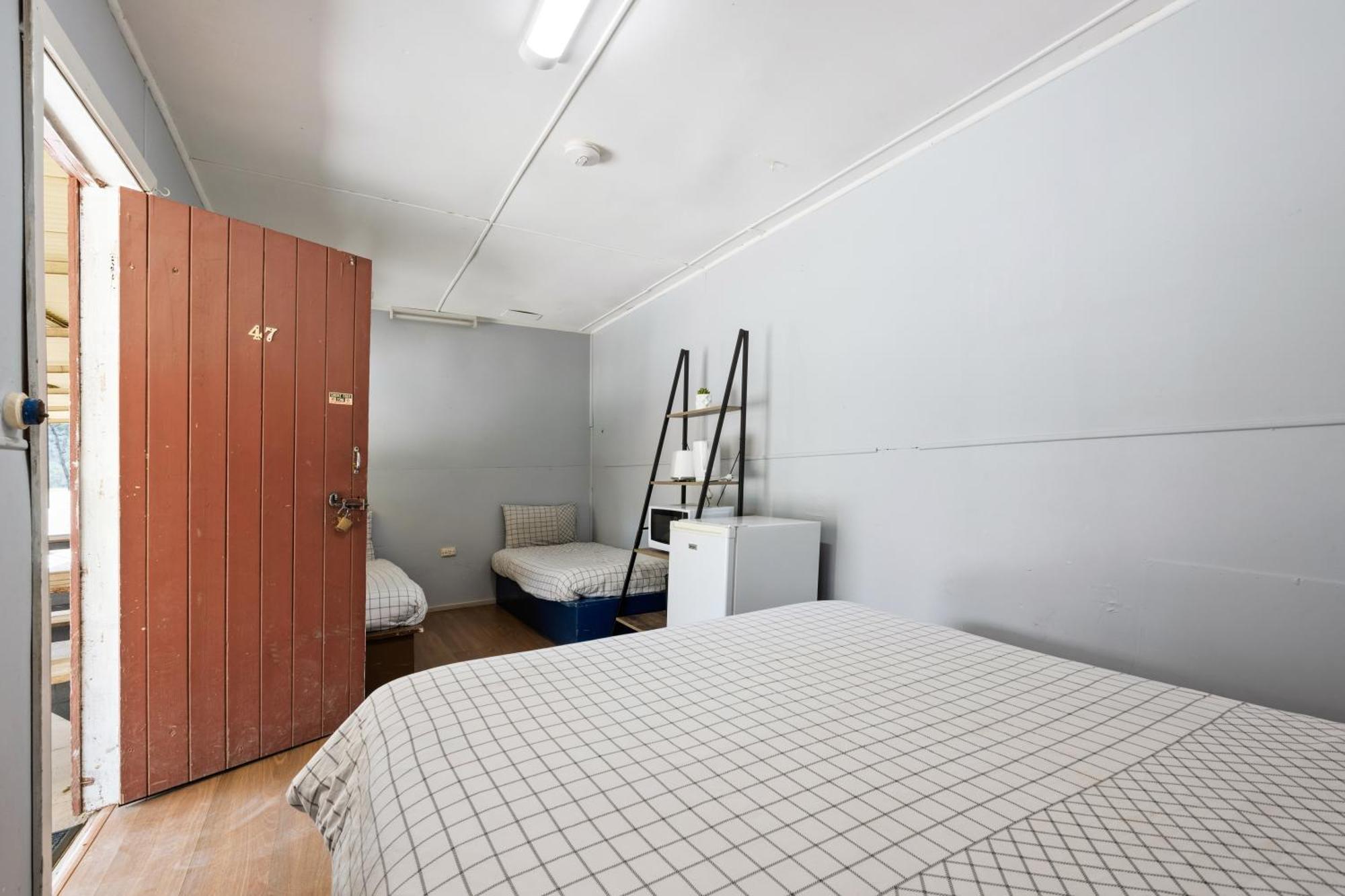 Bright Cabin Park Экстерьер фото
